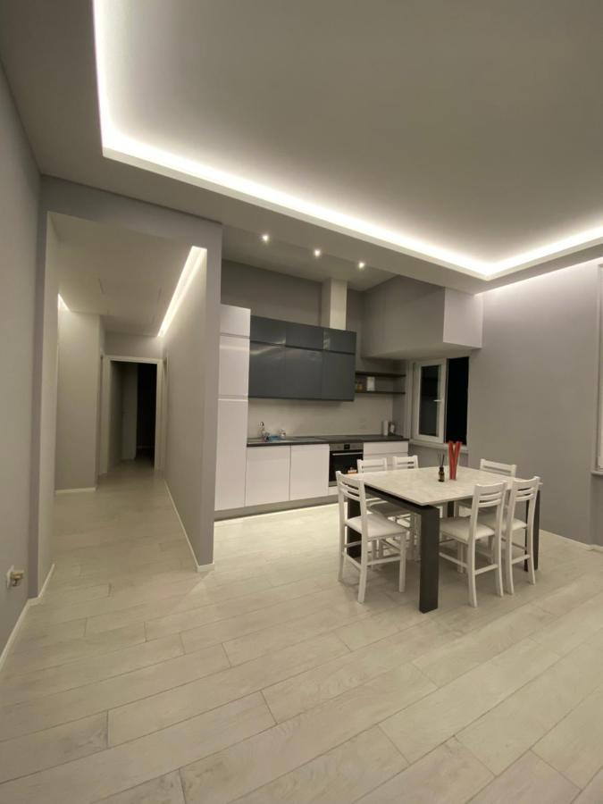 Apartamento Casa Dante: Oneglia Centro-Marina-Spiagge Imperia Exterior foto