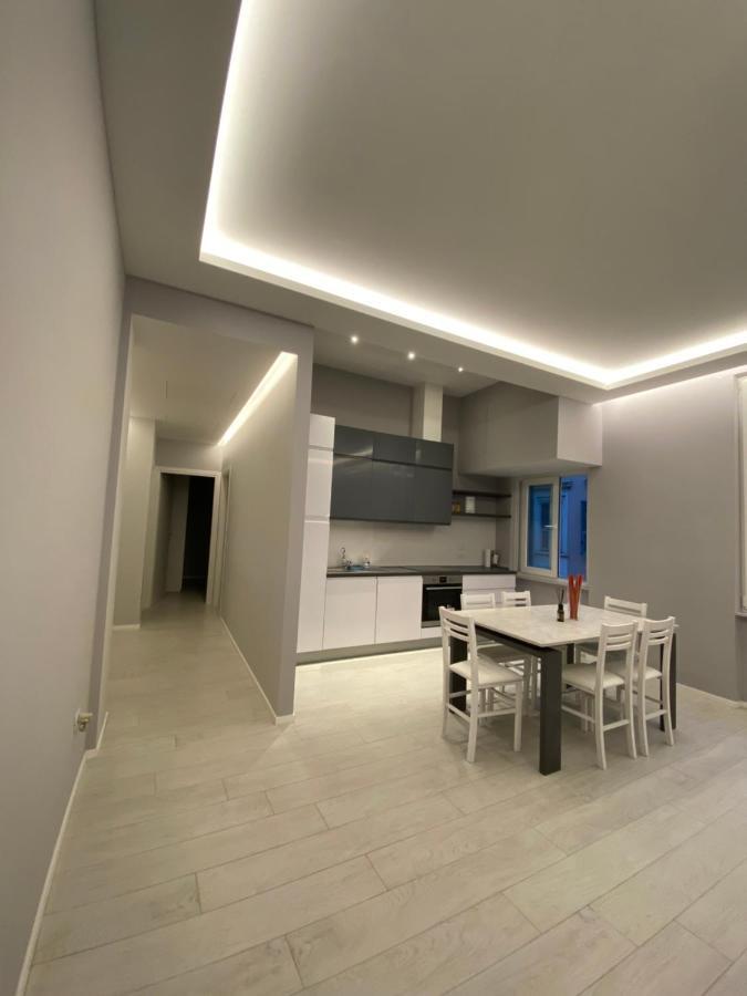 Apartamento Casa Dante: Oneglia Centro-Marina-Spiagge Imperia Exterior foto