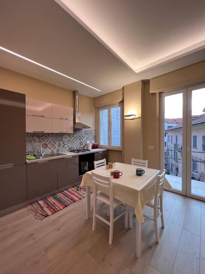 Apartamento Casa Dante: Oneglia Centro-Marina-Spiagge Imperia Exterior foto