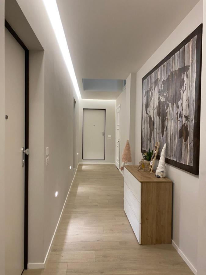 Apartamento Casa Dante: Oneglia Centro-Marina-Spiagge Imperia Exterior foto
