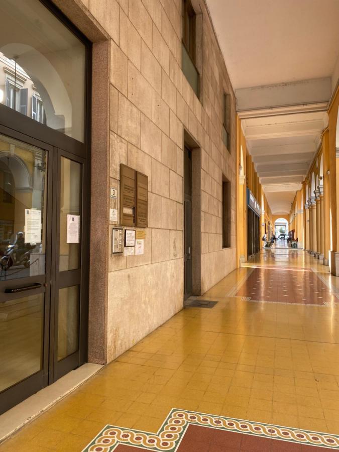 Apartamento Casa Dante: Oneglia Centro-Marina-Spiagge Imperia Exterior foto